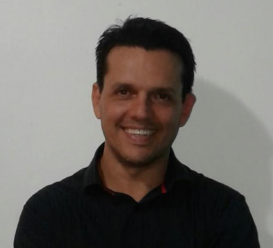 Carlos Holmes Buitrón – Ingeniero Electrónico